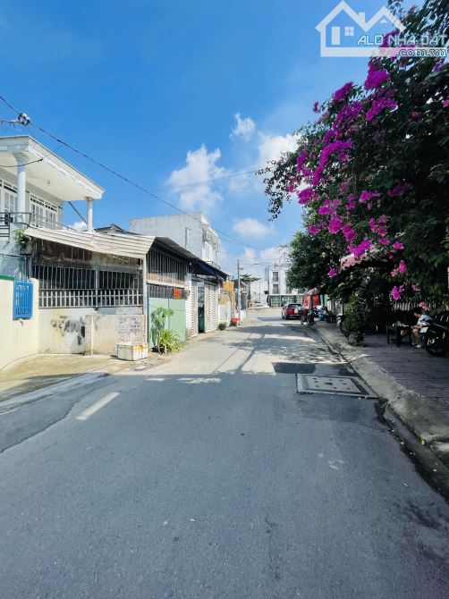 Sót ô đất đẹp mặt tiền cách Phạm Văn Đồng chỉ 100m P.Linh Tây DT 92m2 (5 x 18) nhíc 6tỷ - 1
