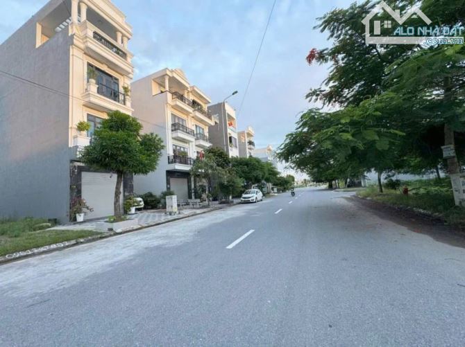 Tuyến 2 đường 40m Đất tái định cư Đồng Giáp, Hải An (C127) - 1