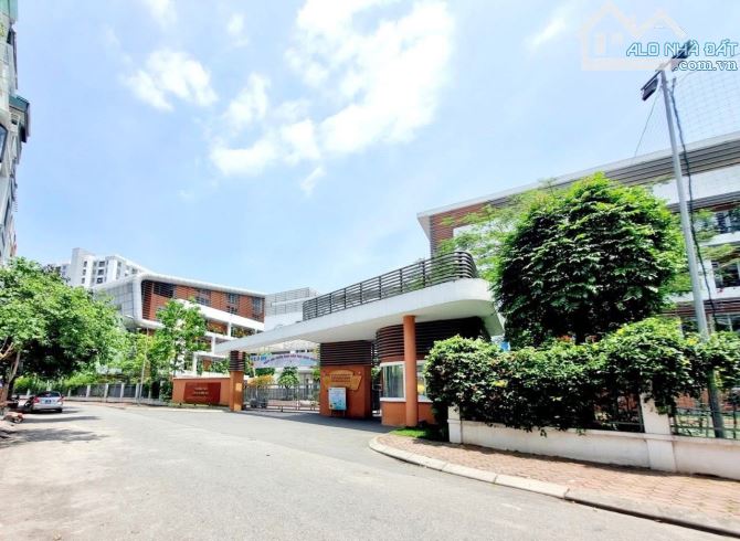TĐC Giang Biên phố Phạm Khắc Quảng, Hiếm nhà bán 4 tầng dân xây, vỉa hè oto tránh 65m2 - 1
