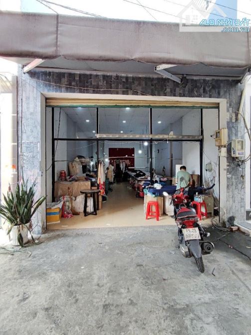 HẺM 160// PHAN HUY ÍCH - HXH GẦN CHỢ PHẠM VĂN BẠCH - 82M2 XÂY SIÊU PHẨM, CHDV, KHU DÂN TRÍ - 1