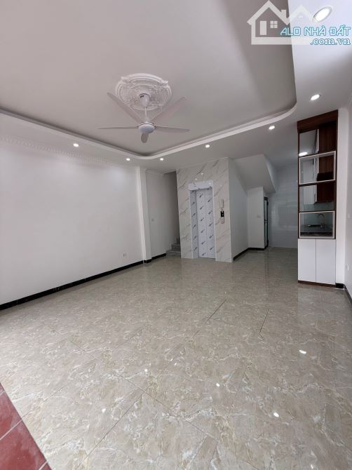 🏡 CỰ KHỐI – LÔ GÓC – 52M² – 5 TẦNG – FULL NỘI THẤT – 7.9 TỶ! - 1