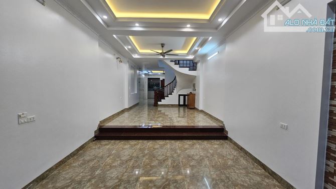BÁN NHÀ VĂN PHÚ – HÀ ĐÔNG HIẾM - GIÁ TỐT NHẤT PHÂN KHÚC!  Diện tích: 90m² x 5 tầng  Ô Than - 1