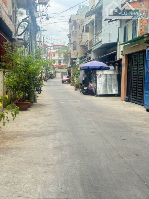 SIÊU NGỘP – BÁN ĐẤT TẶNG NHÀ – TÂN PHÚ – DT: 4.1X19 – NHỈNH 7 TỶ - 1