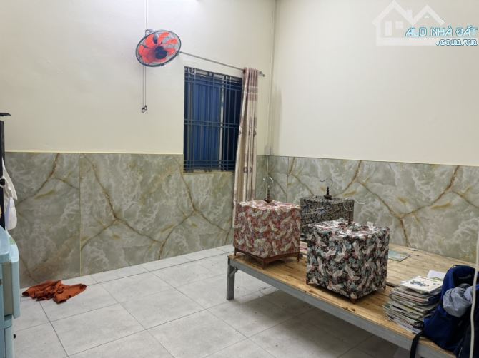XE HƠI NGỦ TRONG NHÀ- VỊ TRÍ SÁT MT NGUYỄN ẢNH THỦ - TÂN CHÁNH HIỆP - 1
