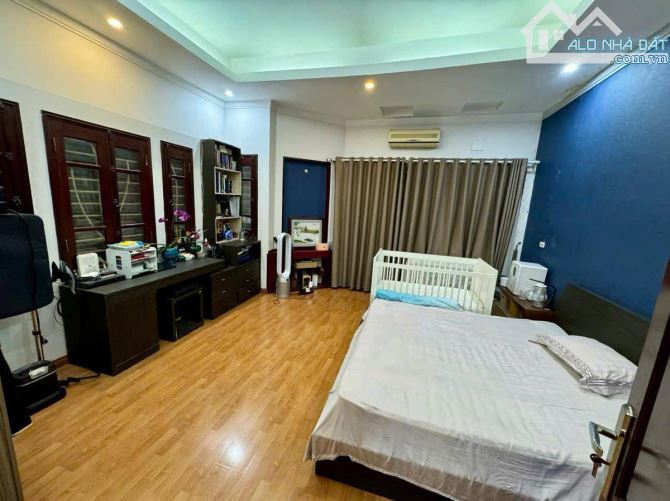 Mặt phố Nguyễn Cảnh Dị, Lô Góc, Kinh Doanh Đỉnh, Gara 89m2, 5 tầng, MT5.5 m giá 46.5 tỷ - 1