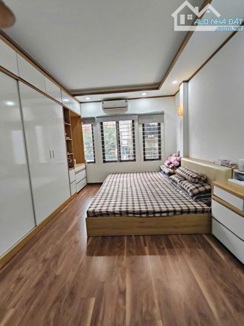 Bán nhà Giáp Nhị, Hoàng Mai - 30m 5 tầng - Hơn 5 tỷ - 1