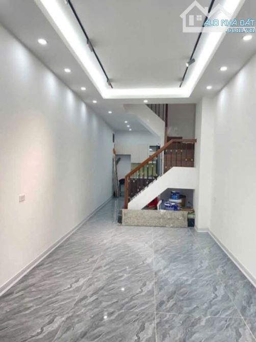 Bán nhà Pháo Đài Láng DT 41 m2 x 4 tầng , Giá 8.15 tỷ - 1