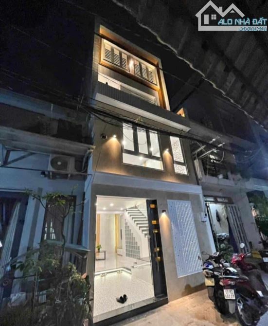 Nhà HXH mới đẹp, Đường số 11_ P11 Gò Vấp. DT 32m2, 4 tầng, ngang 4m. Giá 5.4 tỷ. - 1