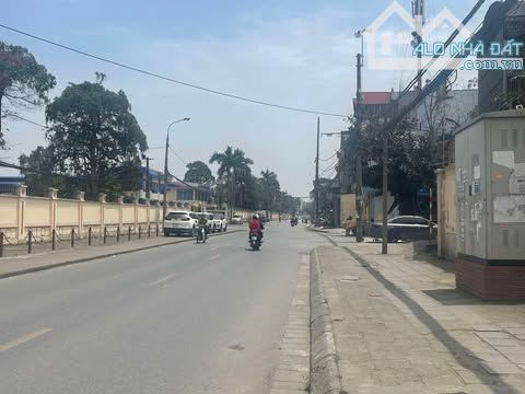 BÁN ĐẤT ĐỨC GIANG SIÊU HIẾM 74 ĐẤT 18.12.7TỶ LÔ GÓC CỰC PHẨM 2 MẶT ÔTÔ TRÁNH