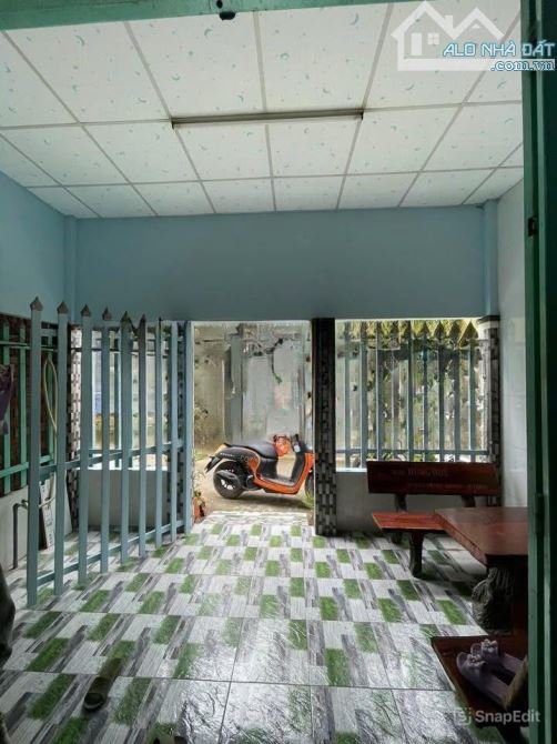 Cần bán gấp căn nhà ở Đ . Tân Xuân 6 , Hóc Môn 60m2 SHR giá 900 triệu - 1