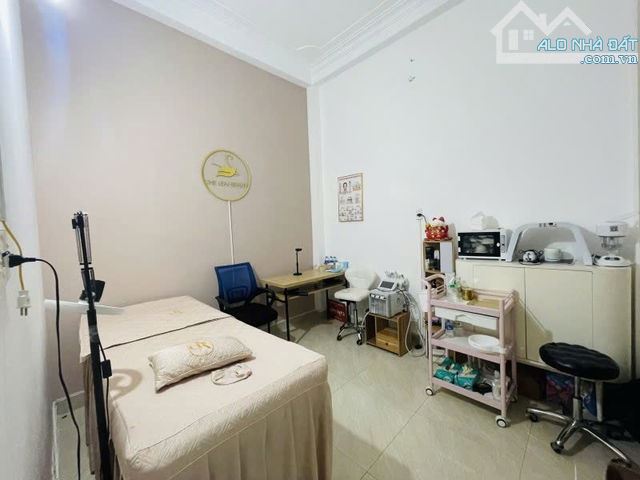 Căn góc siêu thoáng đường C1, 38m2, vuông vức, dòng tiền 17tr, nhỉnh 8 tỷ - 1