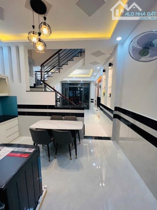 🌆 Nhà Bạch Đằng, Bình Thạnh – 56m² – 1T 3L – 5.5 Tỷ – 3PN - 1