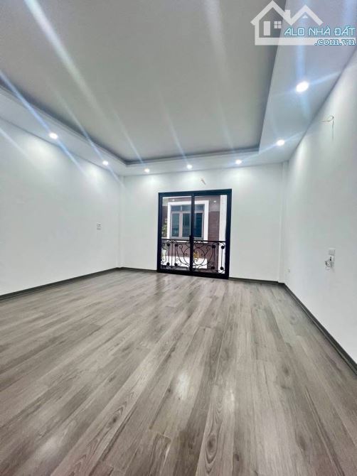 BÁN NHÀ KẺ TẠNH 5 TẦNG – 30M² – MẶT TIỀN 3.9M - 1