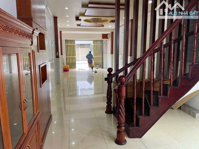 CHÁY HẾT NẤC ! NHÀ BÁN ĐƯỜNG SỐ 28 P10 Q6 (4X18) HDT 18 TRIỆU/ THÁNG. GIÁ BÁN CHỈ 11,8 TỶ - 1