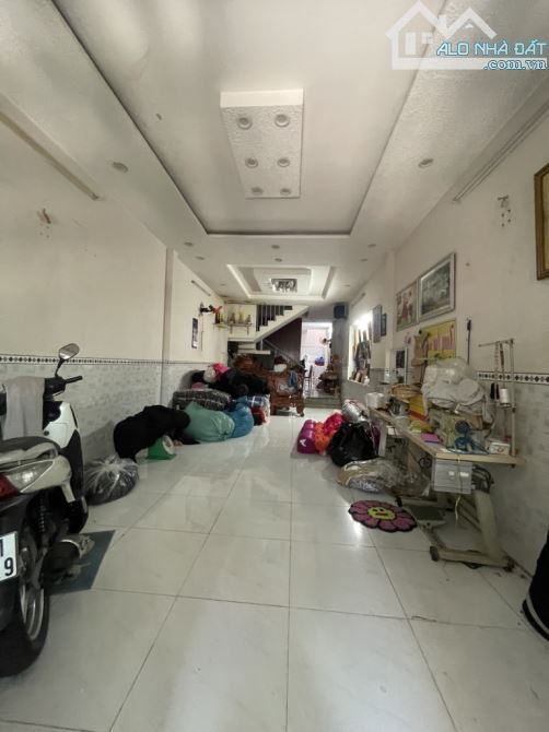 SÁT CHỢ TÂN HƯƠNG, TÂN PHÚ, 2 TẦNG, 4 x 24, NHỈNH NHẸ 7🧄 HẺM XE TẢI 5m, [167] - 1