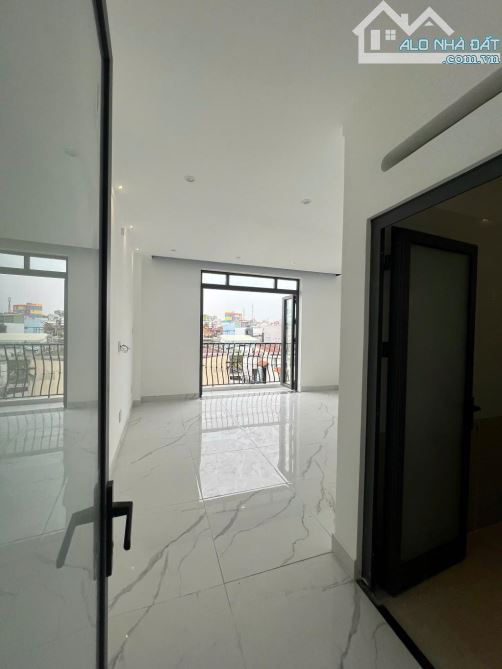 Bán nhà 3 tầng Linh Chiểu, nội thất cao cấp, ô tô vi vu, 85m2, chỉ nhĩnh 7 tỷ