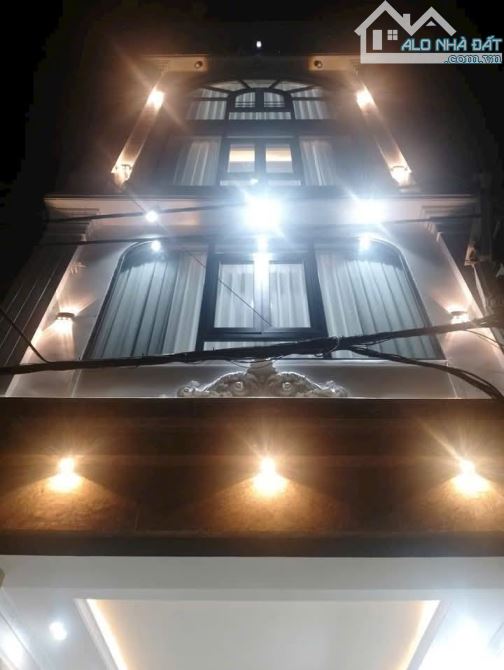 Vương Thừa Vũ, 30m ra phố, Gara 2 oto, 7 tầng TM, Full nt. 50m2, MT5.1m. Chỉ 17.5 tỷ - 1