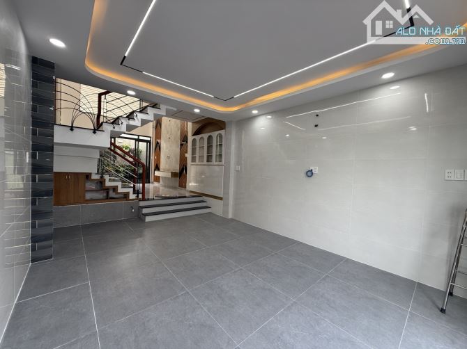 Nhà mới 4 tầng Kinh Dương Vương- hẻm 7m sổ đẹp. - 1