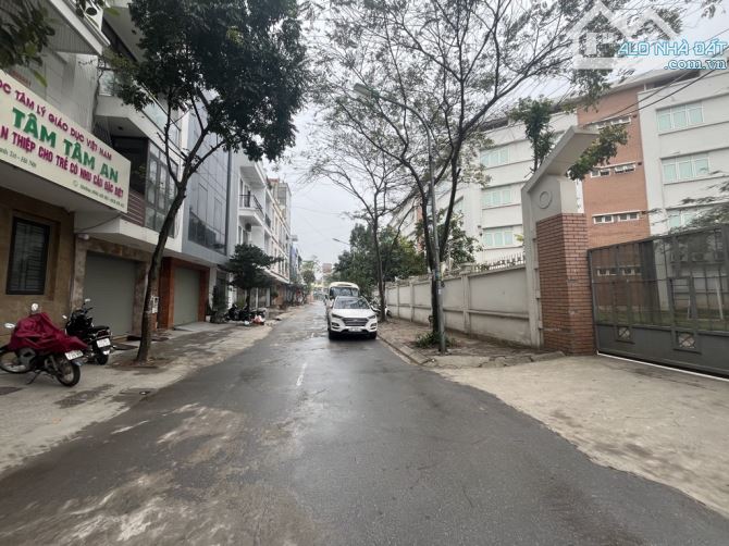 Bán đât  Tái Định Cư Tứ Hiệp ô tô phân lô vỉa hè giá 16.5 tỷ - 1