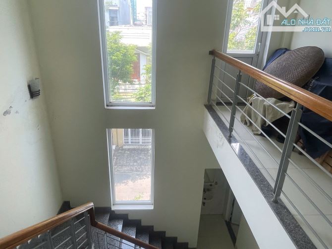 CĂN GÓC BIỂN MỸ KHÊ- 2 MẶT TIỀN PHAN TÔN- ĐƯỜNG 7,5M- 3 MẶT THOÁNG- 3 TẦNG- 95M2- 30 TỶ - 15