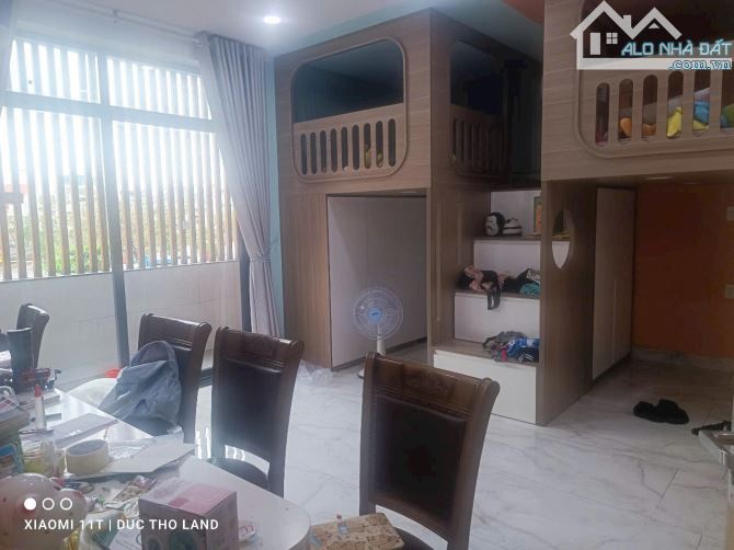 Bán Biệt thự 485m2, 5 tầng, hầm, căn góc 2 mặt tiền khu Biệt thự Ngã Tư Ga, Q12 - 18