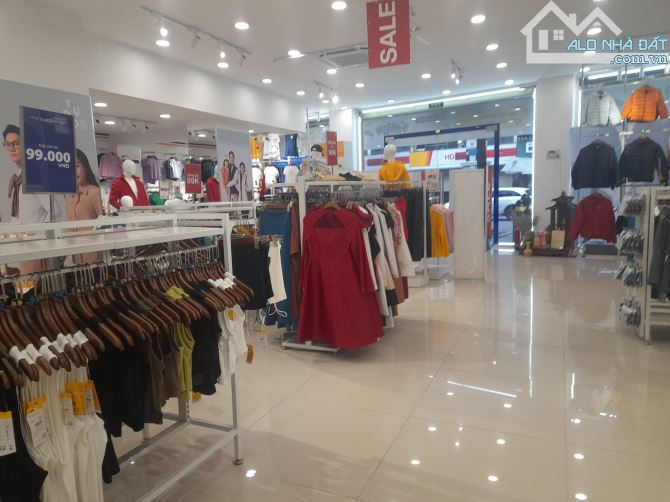 Giá đầu tư - mặt tiền 15m - MP Xuân Thuỷ 380m - lô góc 2 mặt thoáng Vỉa hè KD - Giá 130 ỷ - 2