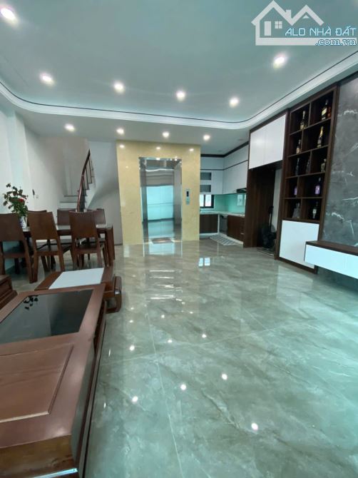 ĐẲNG CẤP THẠCH BÀN 62M ,8 TẦNG,THANG MÁY,3 Ô TÔ TRÁNH, KINH DOANH 17,5TỶ - 2