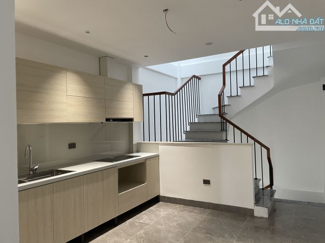 Bán nhà Ngọc Hồi 4 tầng - Siêu đẹp, Khách xem là mê - 2