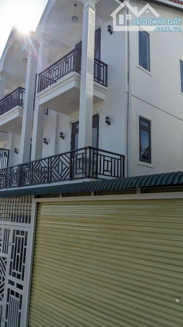 Bán căn nhà Trịnh Hoài Đức- P11 Đà Lạt-🔥4 Tỷ- Sổ Xdpq 3 nhà - 2
