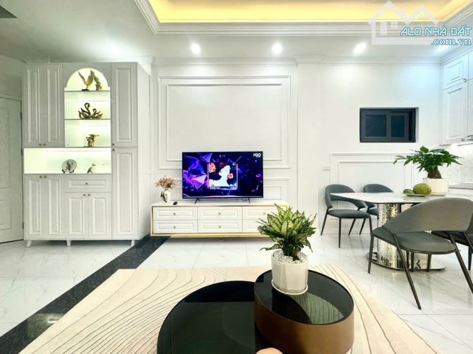 SIÊU PHẨM 9.2TỶ PHỐ NGỌC HÀ BA ĐÌNH - LÔ GÓC - 10M RA HỒ Ô TÔ KINH DOANH - FULL NỘI THẤT - 2