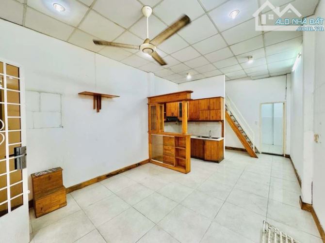 Nhà đẹp Nguyễn Văn Đậu, 42m2, gần Phạm Văn Đồng, chỉ hơn 5 tỷ - 2