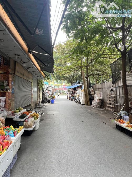 PHÂN LÔ TT TRUNG KÍNH - Ô TÔ - CÁCH PHỐ 30M - 16 TỶ - 2