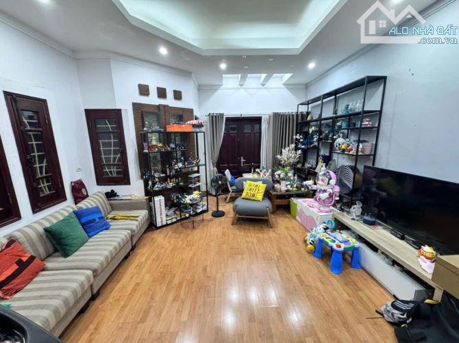 Mặt phố Nguyễn Cảnh Dị, Lô Góc, Kinh Doanh Đỉnh, Gara 89m2, 5 tầng, MT5.5 m giá 46.5 tỷ - 2