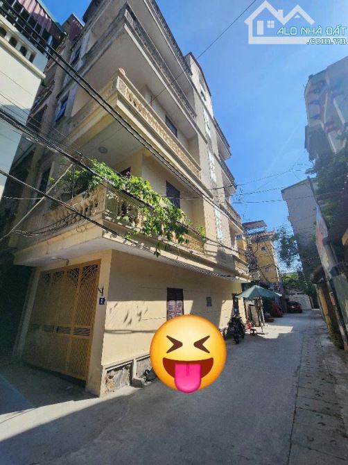 CHỈ HƠN 12.X TỶ SỞ HỮU CĂN NHÀ Ô TÔ VÀO NHÀ QUAY ĐẦU TRƯỚC NHÀ, PHÂN LÔ, KINH DOANH 50M2 - 2