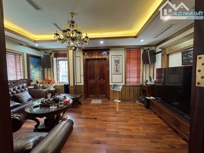 Hiếm! Biệt thự 5 tầng siêu sang phố Nguyễn Trãi - TX. Căn góc 90m 45.4 tỷ. - 2
