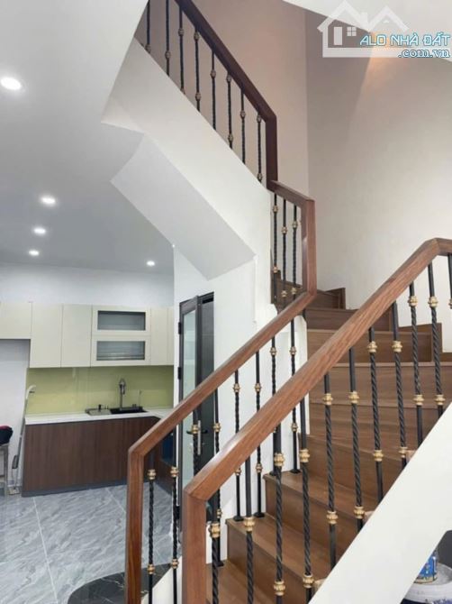 Bán nhà Pháo Đài Láng DT 41 m2 x 4 tầng , Giá 8.15 tỷ - 2