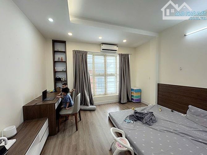 🔥 BÁN NHÀ PHÂN LÔ HƯNG THỊNH – GẦN HỒ – NGÕ THÔNG NHƯ TRÁI TIM NGƯỜI ĐANG YÊU – NHỈNH 8 T - 2