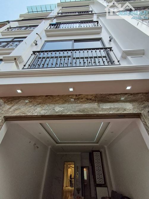Bán nhà Định Công Thượng, vị trí kinh doanh, ô tô, gần phố 45m2, giá 8.5 tỷ - 2