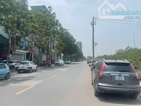 BÁN ĐẤT ĐỨC GIANG SIÊU HIẾM 74 ĐẤT 18.12.7TỶ LÔ GÓC CỰC PHẨM 2 MẶT ÔTÔ TRÁNH - 1