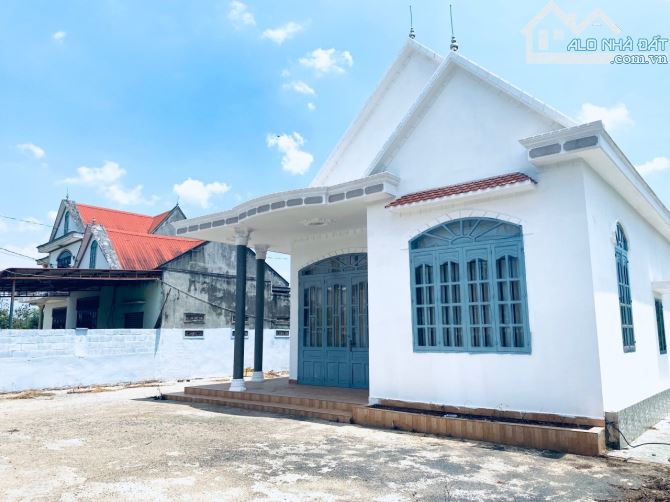 Cần bán nhà vườn ngay làng chùa xã Ninh Gia - 2