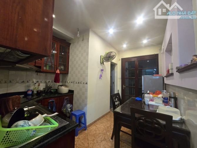 Bán nhà Yên Lạc 63m2, 4T oto qua nhà, ngõ thông, gần phố, 2 thoáng. Giá 12.8 tỷ có TL