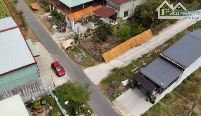 Bể nợ ! Cần Bán gấp căn nhà Măt tiền  ở xã Trung Lập Thượng , Củ Chi 120m2 SHR giá 820tr - 2