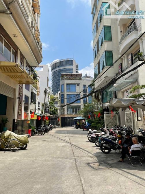 Bán Nhà Riêng hẻm 10m Đường Lê Duẩn, Phường Bến Nghé, Quận 1 DT 5x20m 3 tầng - 2