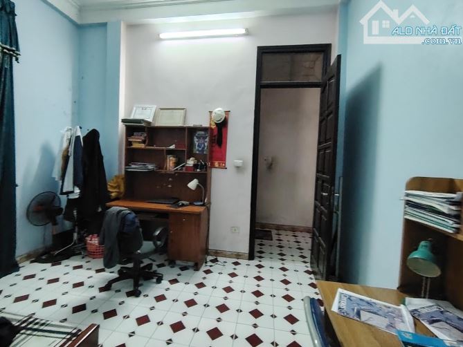 BÁN ĐẤT TẶNG NGAY NHÀ PHỐ LÕI SÁT MẶT PHỐ NGUYỄN VĂN CỪ-95M2-4 TẦNG-11,68 TỶ - 2