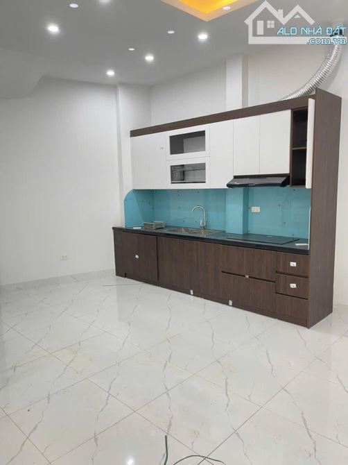 Bán nhà Thanh Bình, Hà Đông, nhà mới nở hậu, 5 tầng 33m2, giá 7.2 tỷ. - 2