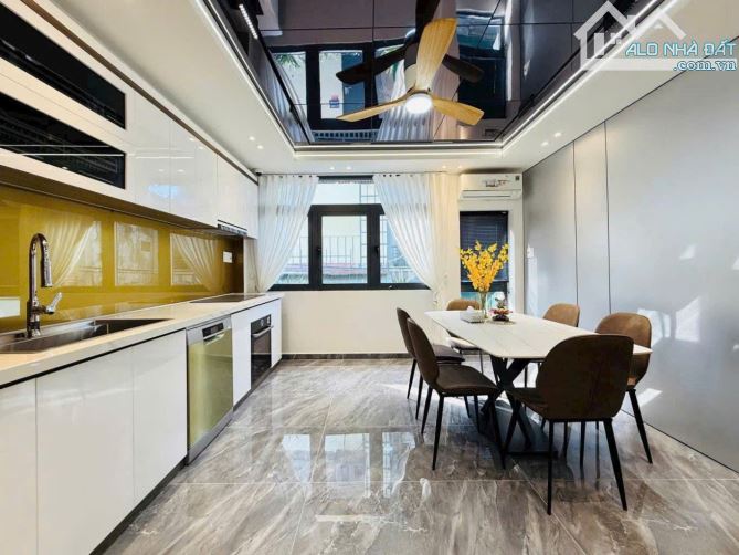 BÁN NHÀ ĐẸP ĐƯỜNG PHAN HUY ÍCH, Phường 12, Gò Vấp. DT: 50m (4X12) 5 tầng CHỈ 8.9 TỶ - 2