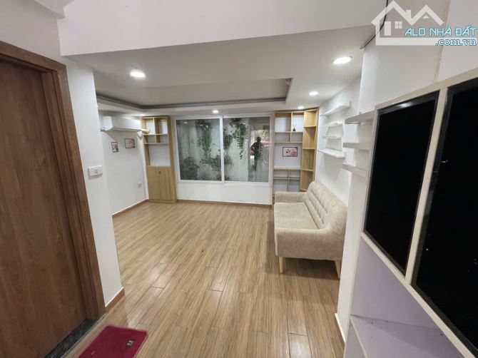 Nguyễn Chí Thanh, 3 oto tránh, Gara, 5 tầng TM, Full đồ. 50m2, MT 4.1m. Chỉ 15.5 tỷ - 2