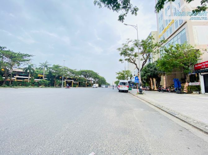 LÔ ĐẤT VÕ NGUYÊN GIÁP - DT KHỦNG 250M2- NGANG HƠN 8M CỰC ĐẸP. - 2