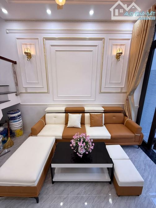 BÁN NHÀ 1 TRỆT 1 LẦU MỚI ĐẸP - HẺM 218 TRẦN HƯNG ĐẠO THỚI BÌNH, NINH KIỀU, TP. CẦN THƠ   - - 3