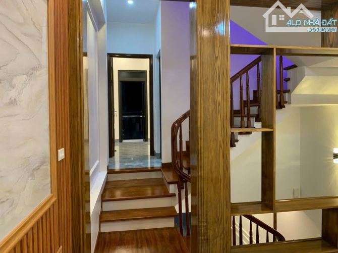 Bán nhà, đường Lê Văn Quới, 4 tầng đúc, 4x13, hẻm xe hơi 6M thông tứ tung, giá chỉ 4tỷ - 3